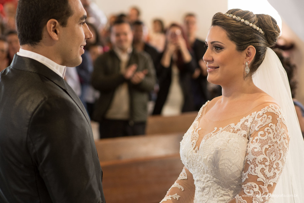 casamento de dia na igreja em cunha fotografado por paula freitas fotografia