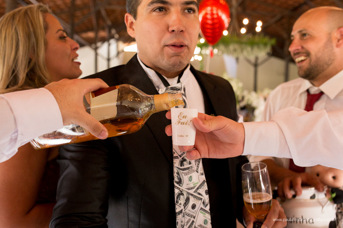 casamento de dia na igreja em cunha fotografado por paula freitas fotografia