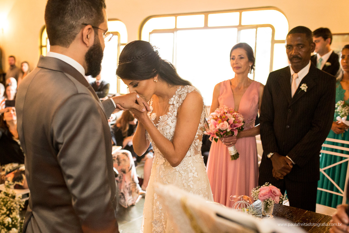 casamento de dia no hotel fazenda sete lagos em guaratingueta fotografado por paula freitas fotografia