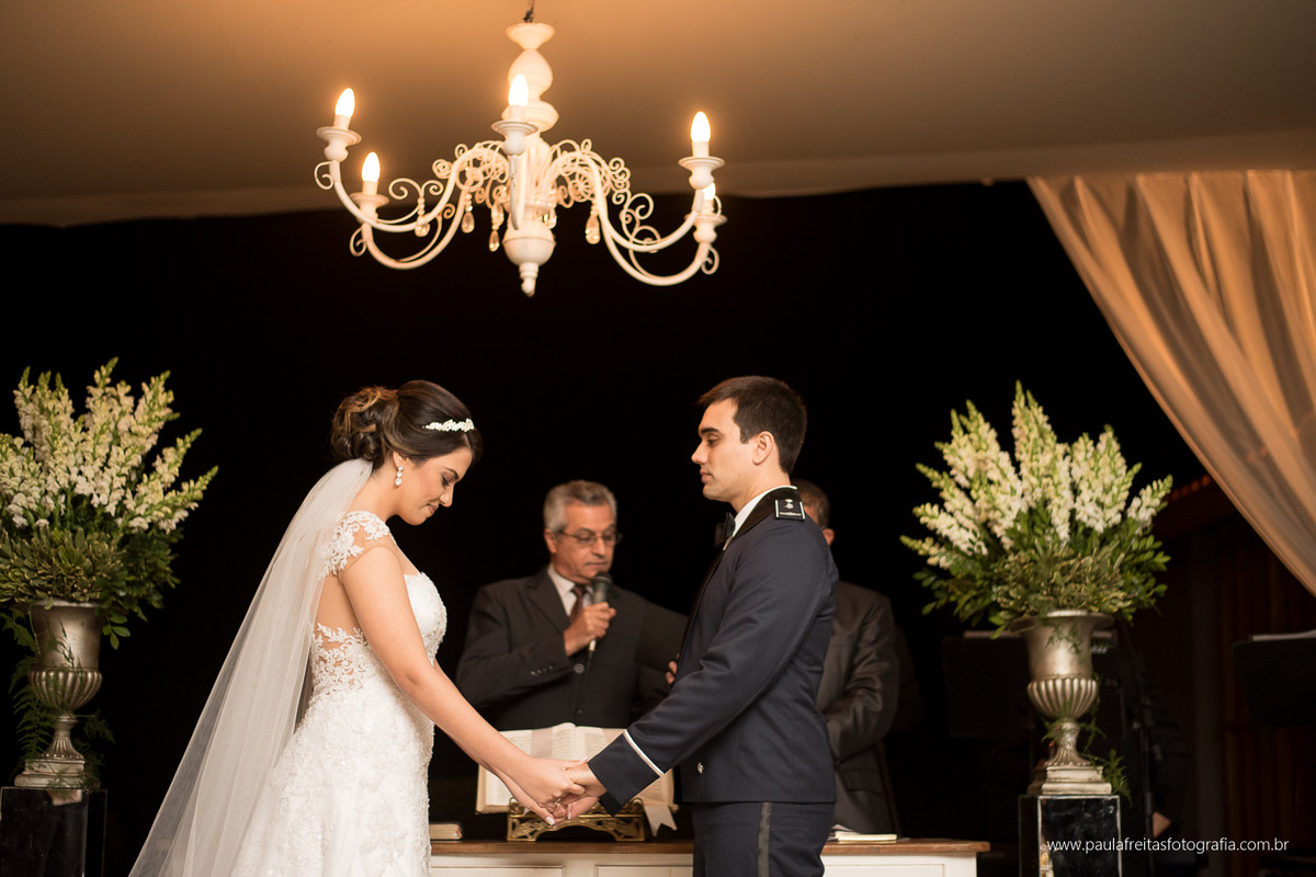 casamento com cachorros no recanto do bosque em guaratingueta