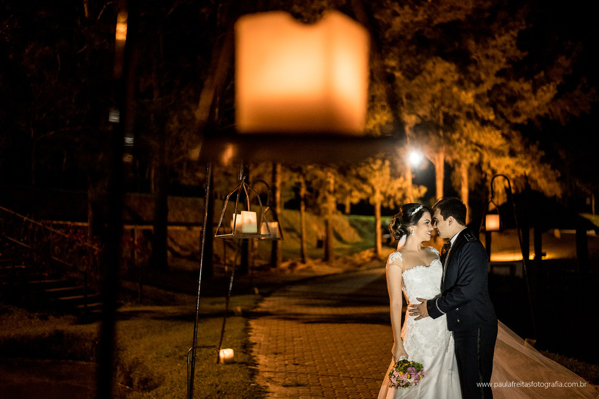 casamento com entrada de cachorros no recanto do bosque em guaratingueta