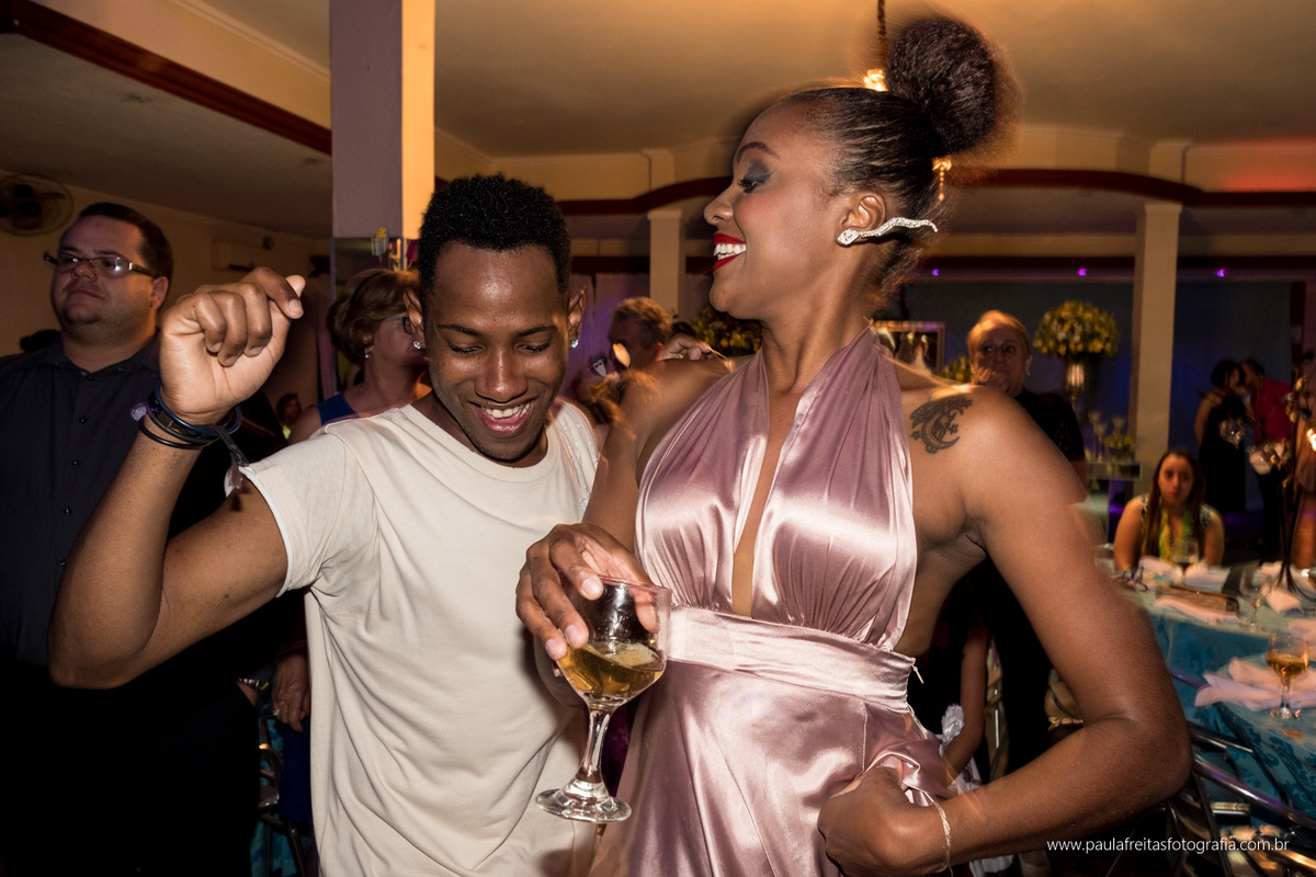 casamento em guaratingueta na igreja sao pedro na nova guara fotografado por paula freitas fotografia