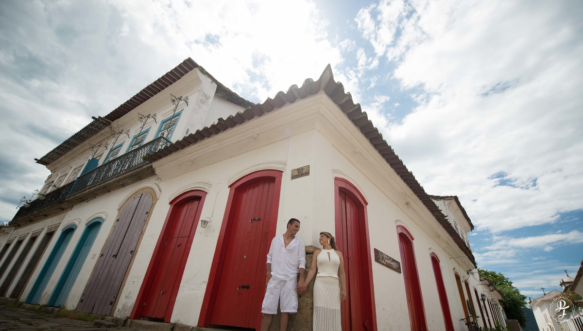 paraty-rj-trash-the-dress-thaise-e-rodrigo-fotografa-paula-freitas