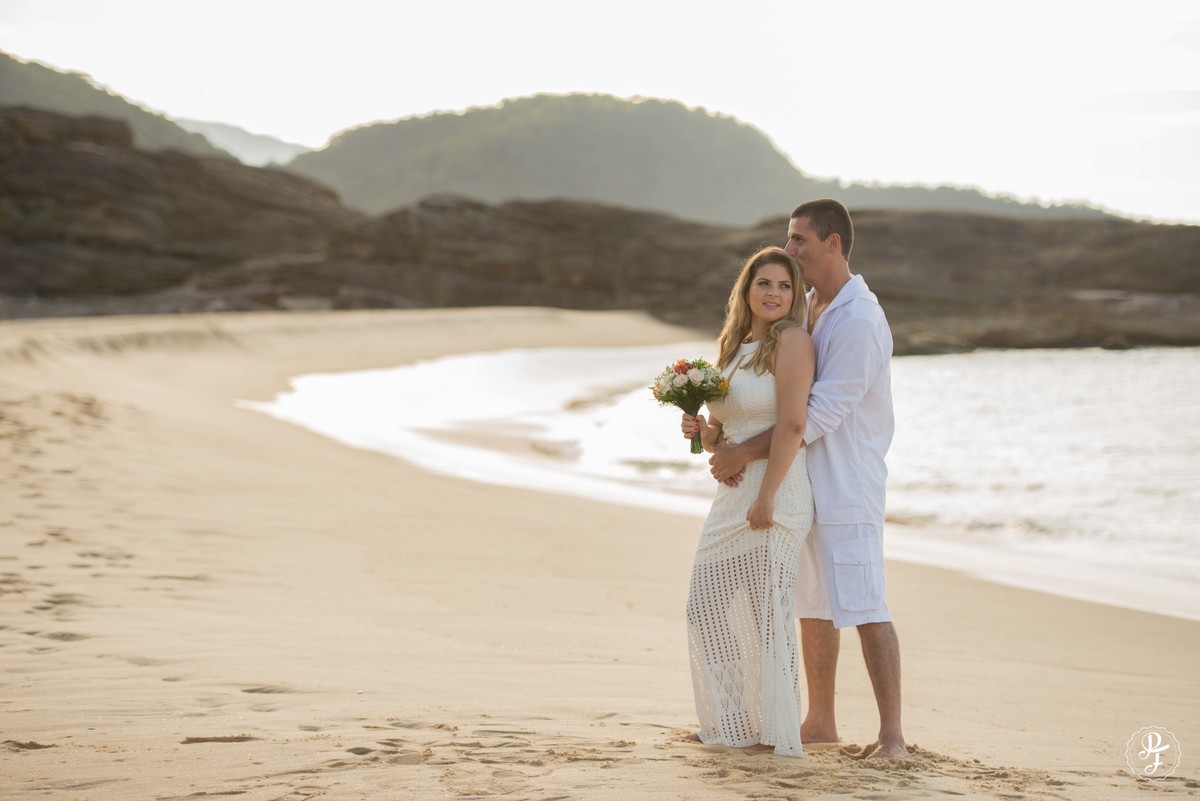 paraty-rj-trash-the-dress-thaise-e-rodrigo-fotografa-paula-freitas