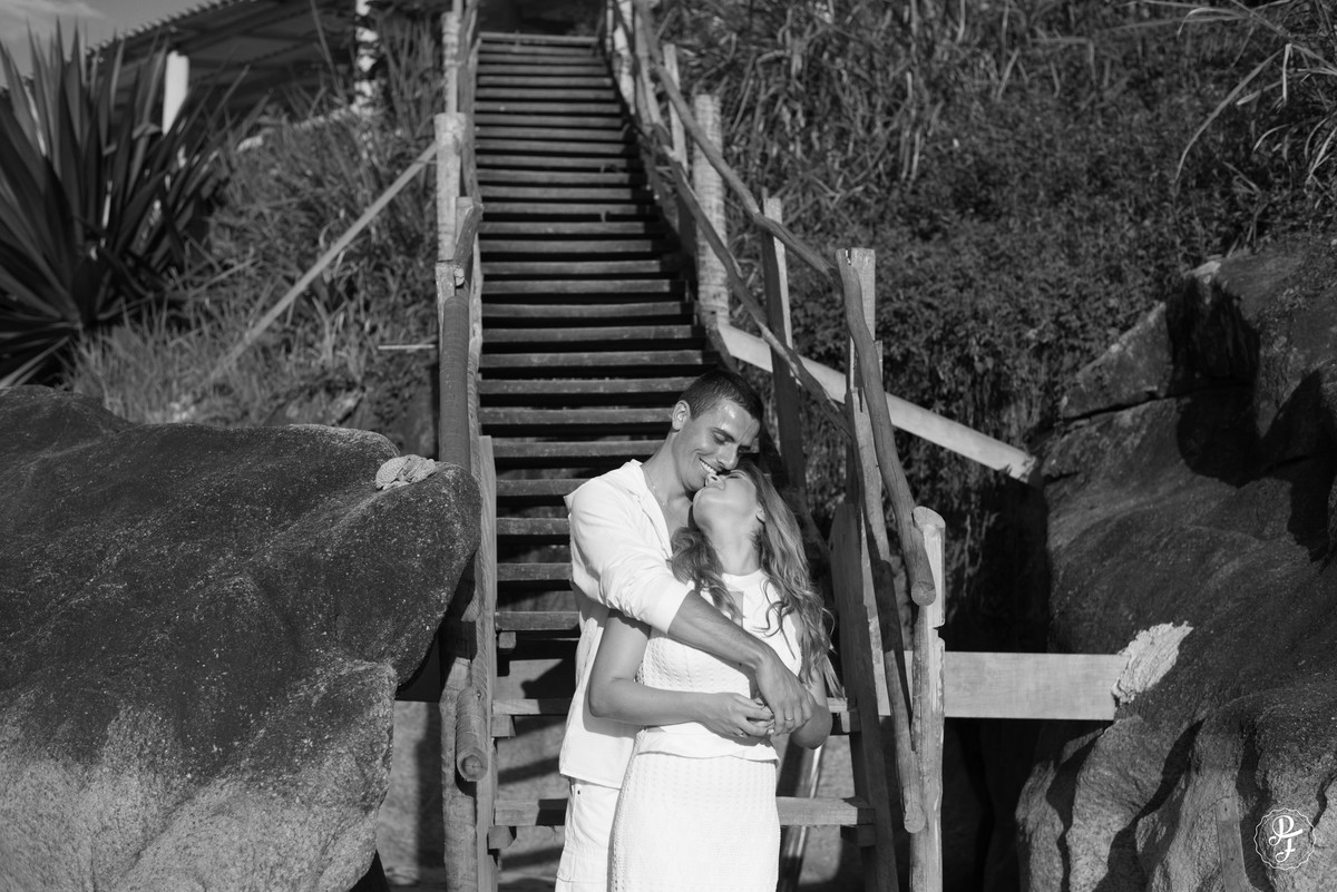 paraty-rj-trash-the-dress-thaise-e-rodrigo-fotografa-paula-freitas