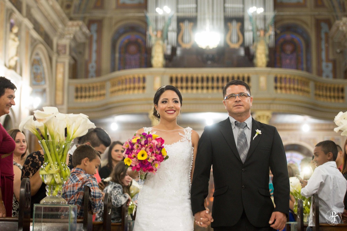 pindamonhangaba-sp-casamento-daniele-e-edgar-fotogradia-de-paula-freitas-fotografia-e-video-de-supimpa-audio-visual