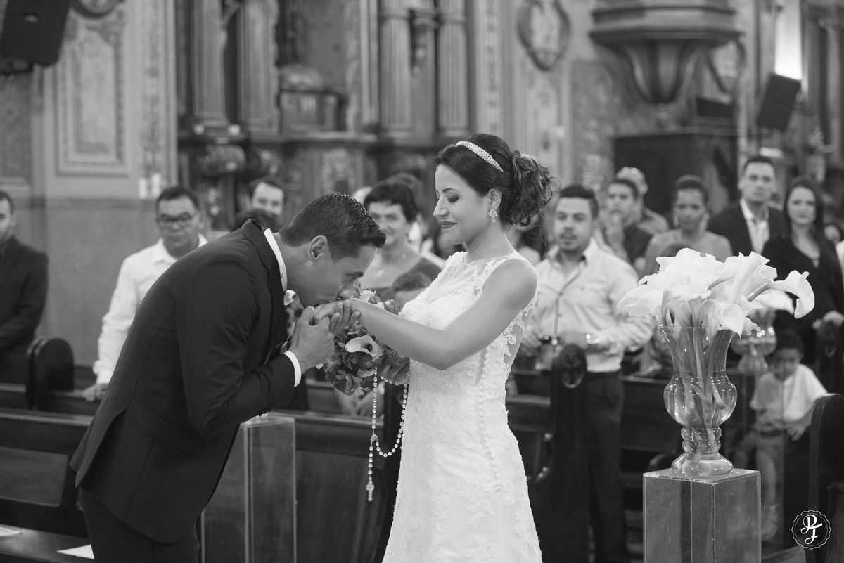 pindamonhangaba-sp-casamento-daniele-e-edgar-fotogradia-de-paula-freitas-fotografia-e-video-de-supimpa-audio-visual