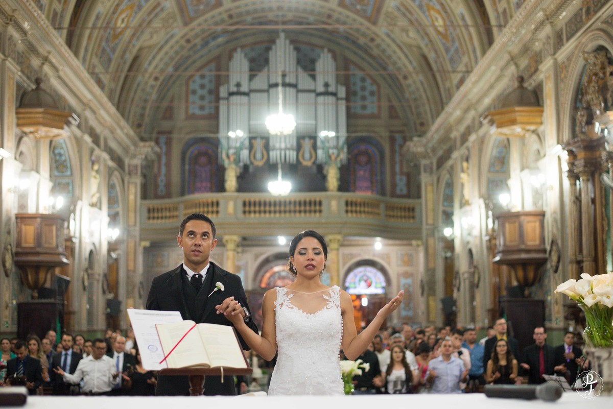 pindamonhangaba-sp-casamento-daniele-e-edgar-fotogradia-de-paula-freitas-fotografia-e-video-de-supimpa-audio-visual