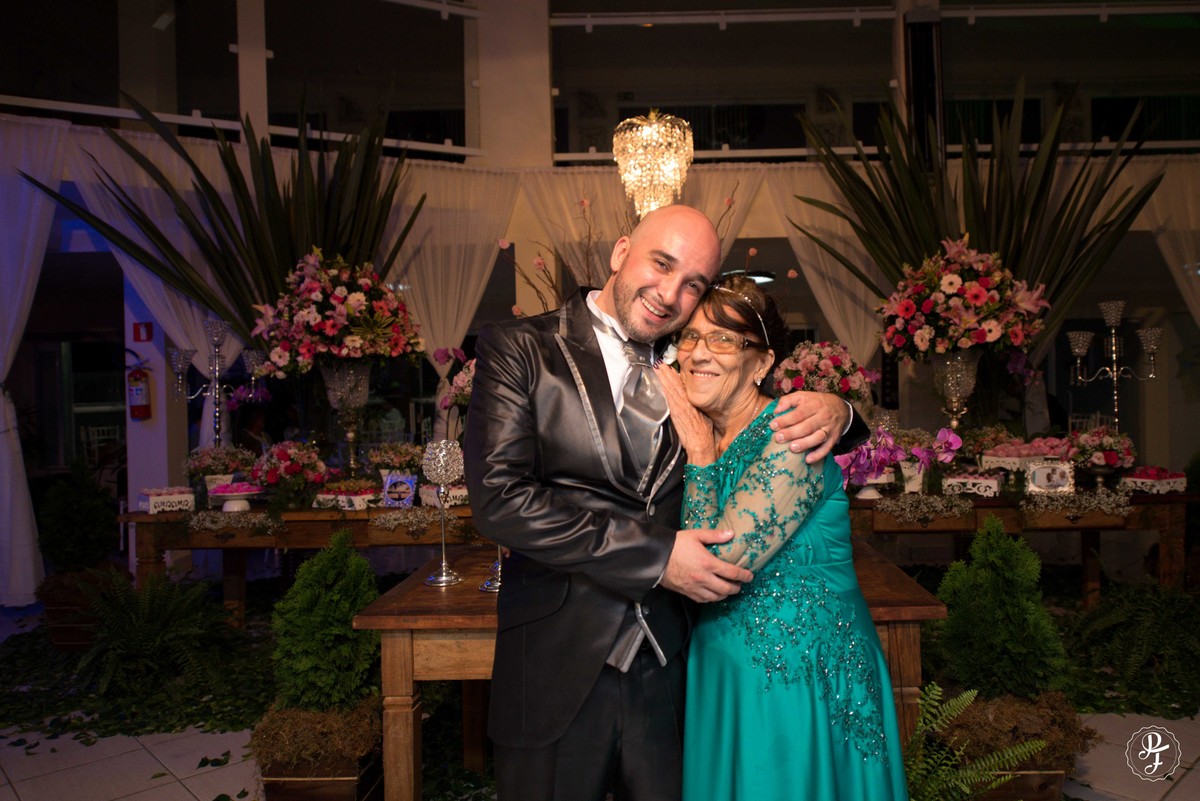 spaço-vip-casamento-de-micheli-e-aislan-em-guaratingueta-sp-fotografado-por-paula-freitas-fotografia