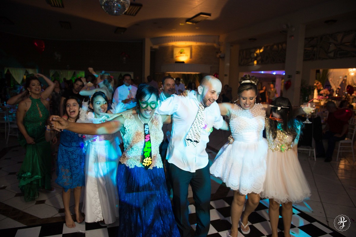 spaço-vip-casamento-de-micheli-e-aislan-em-guaratingueta-sp-fotografado-por-paula-freitas-fotografia