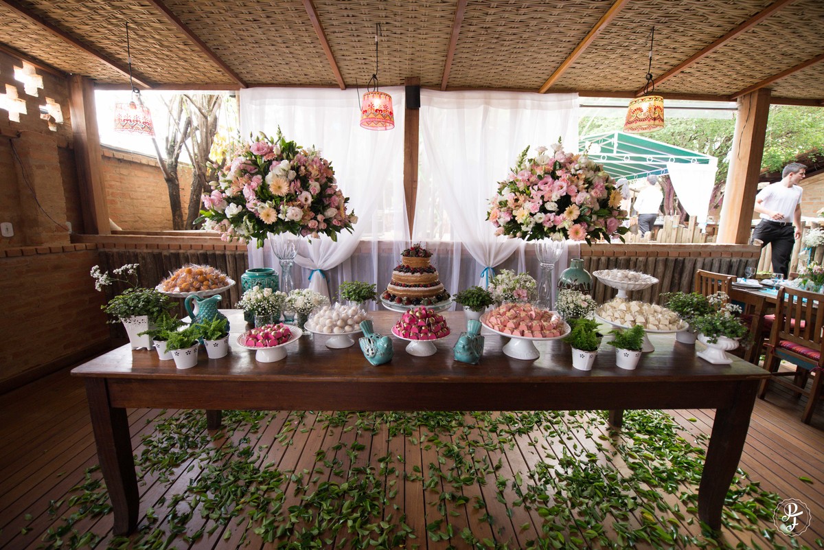 asamento-em-restaurante-luciana-slow-food-em-guaratingueta-sp-camilla-e-joao-paulo-fotografado-por-paula-freitas