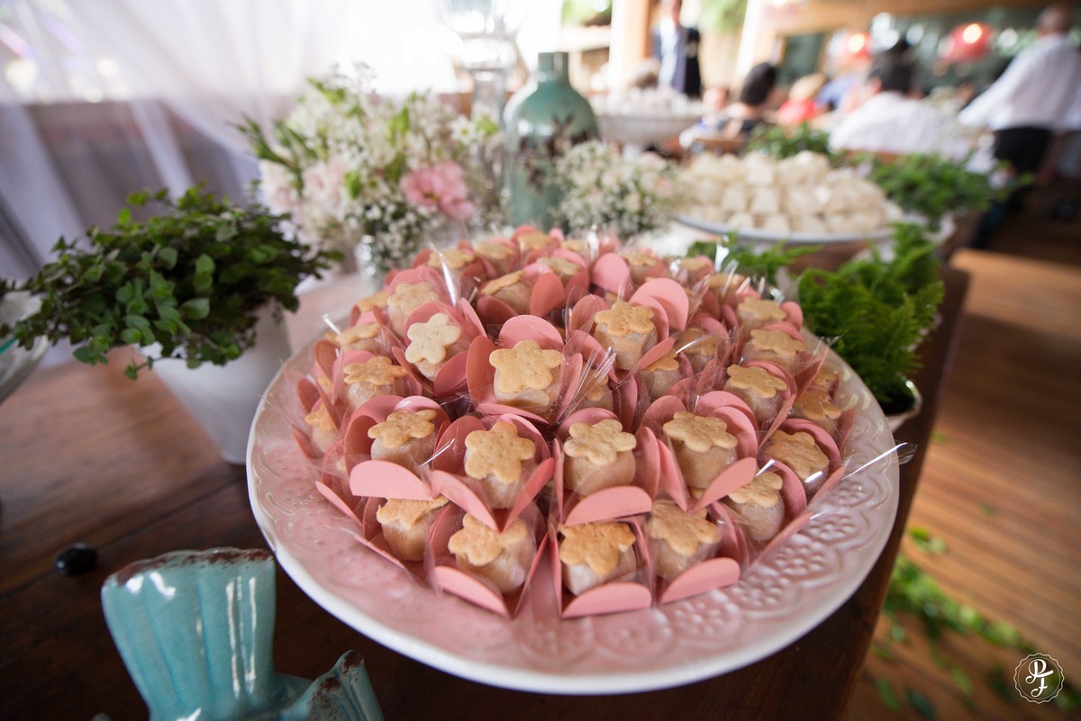 asamento-em-restaurante-luciana-slow-food-em-guaratingueta-sp-camilla-e-joao-paulo-fotografado-por-paula-freitas