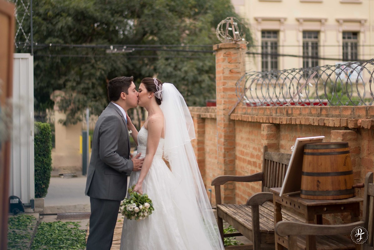 asamento-em-restaurante-luciana-slow-food-em-guaratingueta-sp-camilla-e-joao-paulo-fotografado-por-paula-freitas