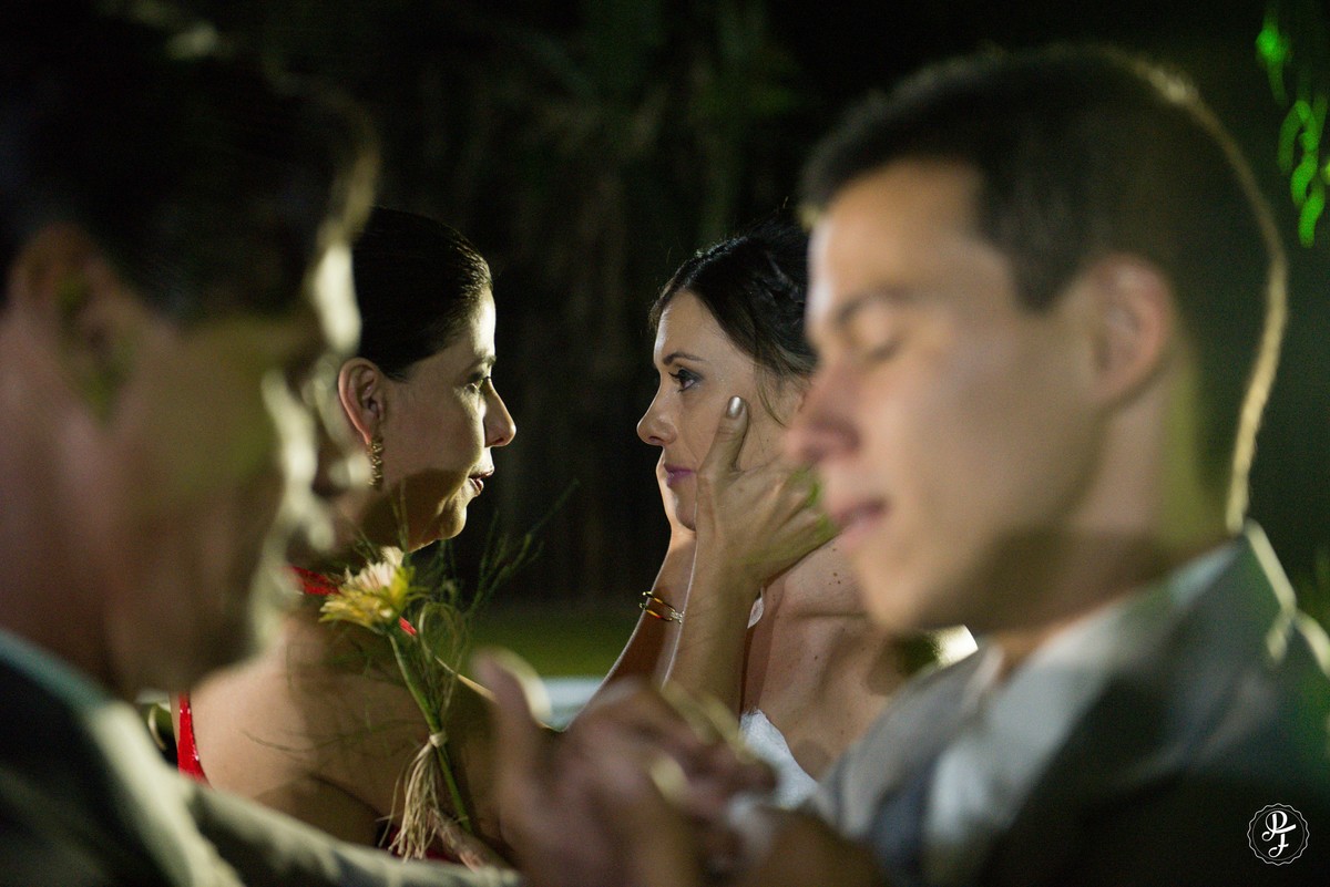 recanto-vip-guaratingueta-sp-casamento-fabiana-e-evandro-fotografado-por-paula-freitas-fotografiarecanto-vip-guaratingueta-sp-casamento-fabiana-e-evandro-fotografado-por-paula-freitas-fotografia