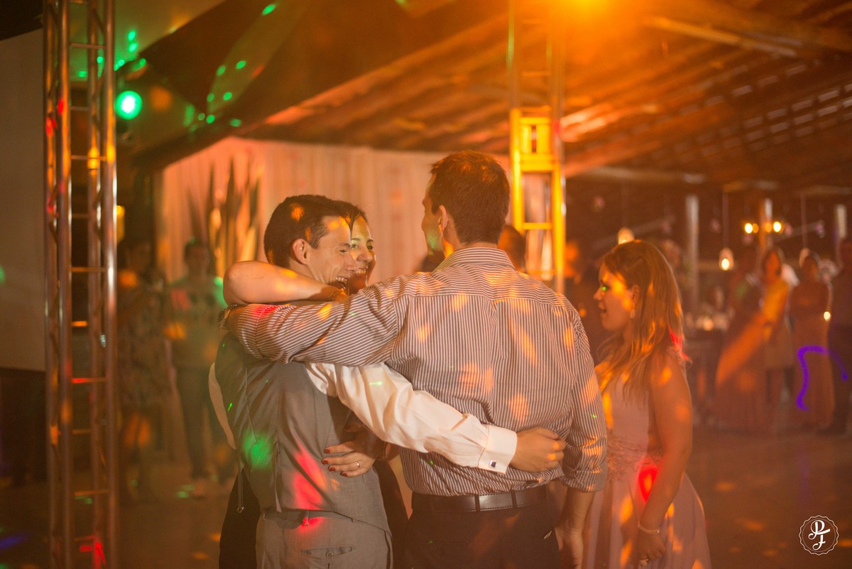 recanto-vip-guaratingueta-sp-casamento-fabiana-e-evandro-fotografado-por-paula-freitas-fotografia