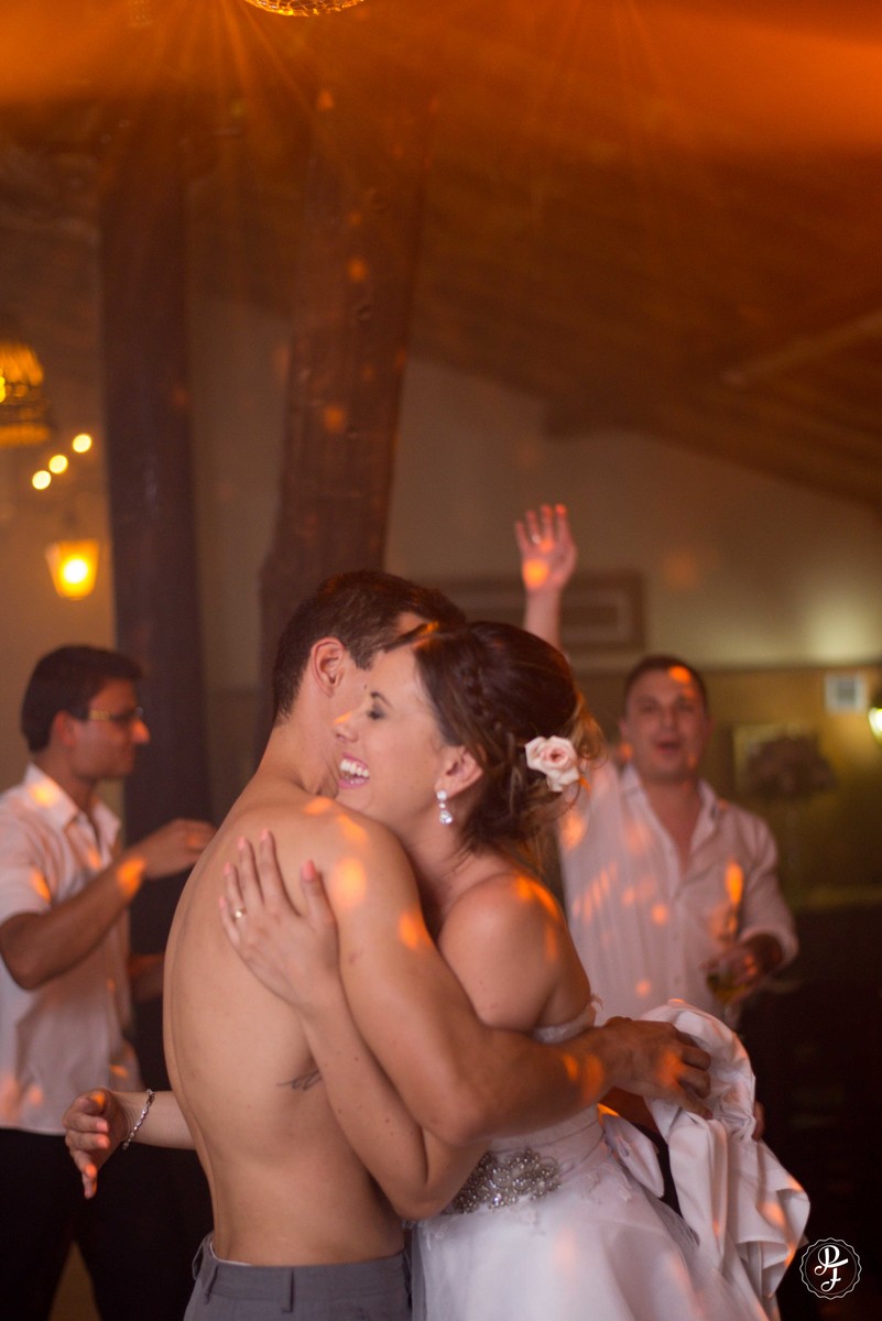 recanto-vip-guaratingueta-sp-casamento-fabiana-e-evandro-fotografado-por-paula-freitas-fotografia