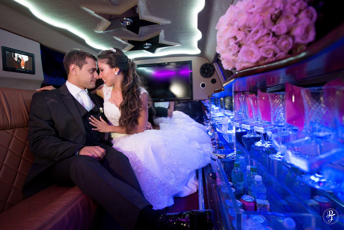 matriz-de-guaratingueta-igreja-de-santo-antonio-casamento-carla-e-rafael-fotografado-por-paula-freitas-fotografia