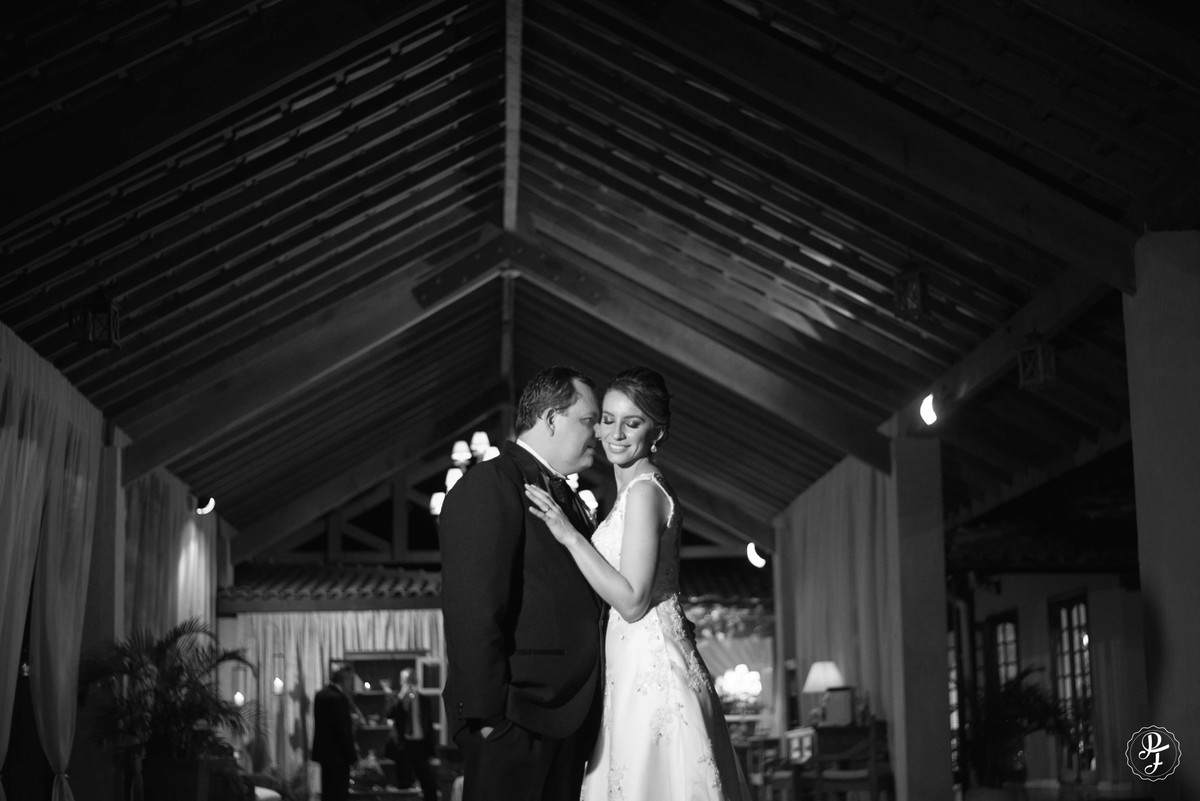 recanto-do-bosque-guaratingueta-casamento-luana-e-marcelo-fotografado-por-paula-freitas-fotografia