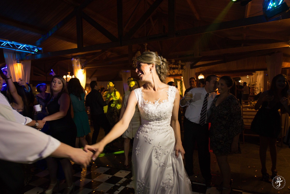 recanto-do-bosque-guaratingueta-casamento-luana-e-marcelo-fotografado-por-paula-freitas-fotografia