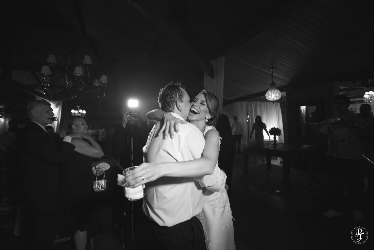 recanto-do-bosque-guaratingueta-casamento-luana-e-marcelo-fotografado-por-paula-freitas-fotografia