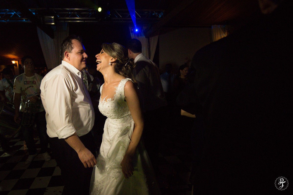 recanto-do-bosque-guaratingueta-casamento-luana-e-marcelo-fotografado-por-paula-freitas-fotografia