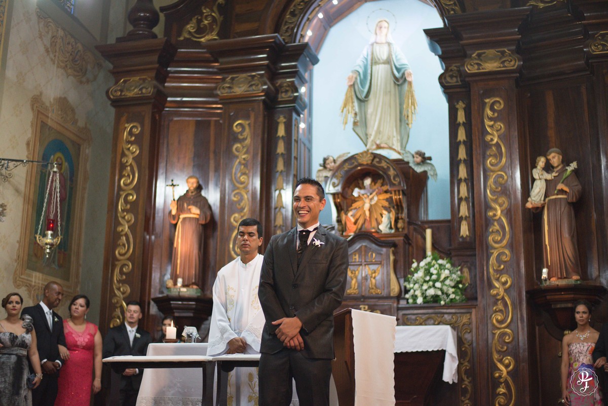 spaço-vip-guaratingueta-sp-casamento-paula-e-fernando-na-igreja-nossa-senhora-das-graças-de-guaratingueta-fotografado-por-paula-freitas-fotografia