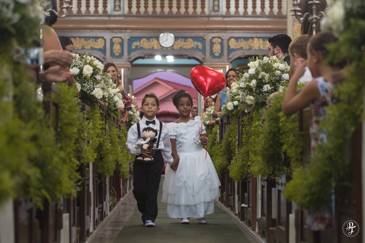 spaço-vip-guaratingueta-sp-casamento-paula-e-fernando-na-igreja-nossa-senhora-das-graças-de-guaratingueta-fotografado-por-paula-freitas-fotografia