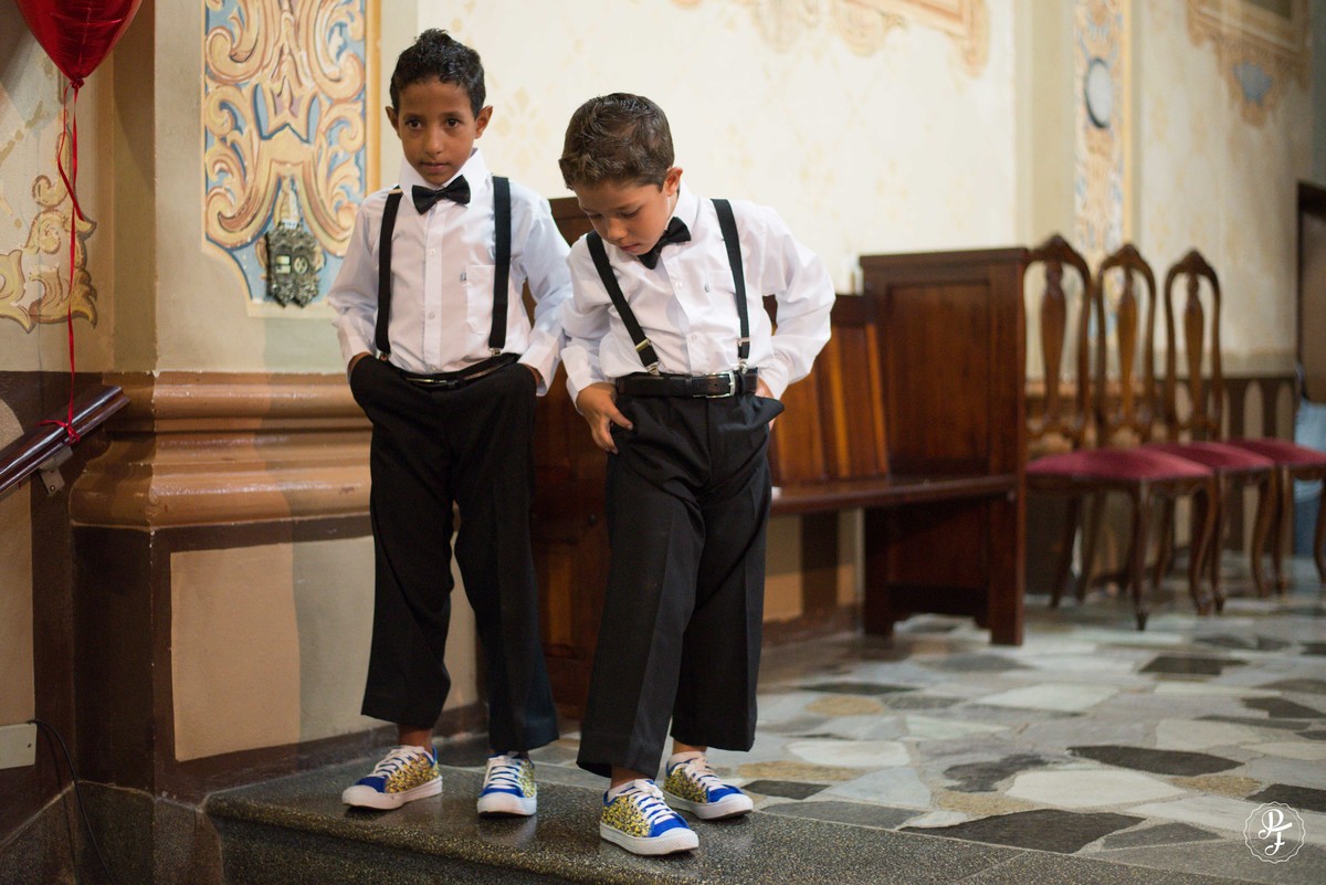 spaço-vip-guaratingueta-sp-casamento-paula-e-fernando-na-igreja-nossa-senhora-das-graças-de-guaratingueta-fotografado-por-paula-freitas-fotografia