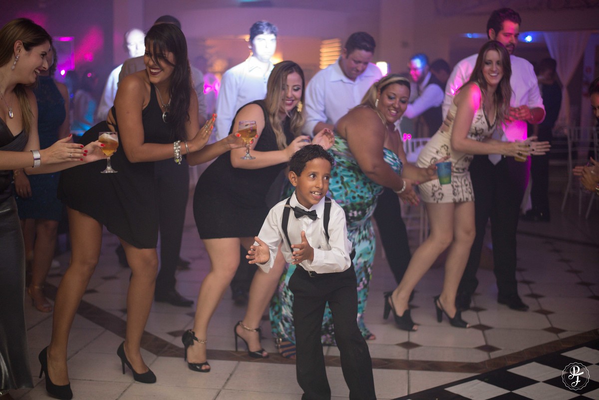 spaço-vip-guaratingueta-sp-casamento-paula-e-fernando-na-igreja-nossa-senhora-das-graças-de-guaratingueta-fotografado-por-paula-freitas-fotografia