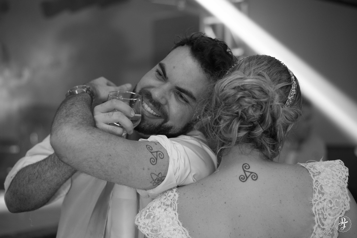 spaço-vip-guaratingueta-sp-casamento-paula-e-fernando-na-igreja-nossa-senhora-das-graças-de-guaratingueta-fotografado-por-paula-freitas-fotografia