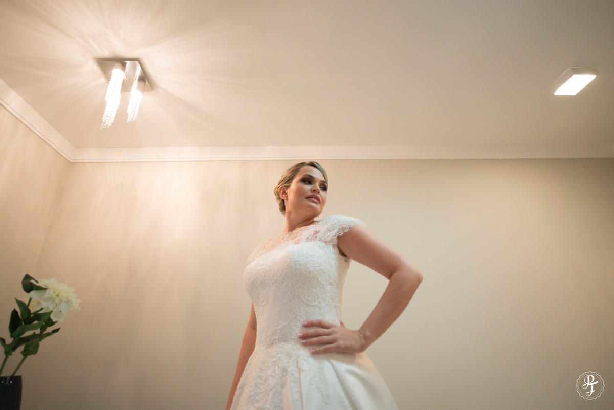 spaço-vip-guaratingueta-sp-casamento-paula-e-fernando-na-igreja-nossa-senhora-das-graças-de-guaratingueta-fotografado-por-paula-freitas-fotografia
