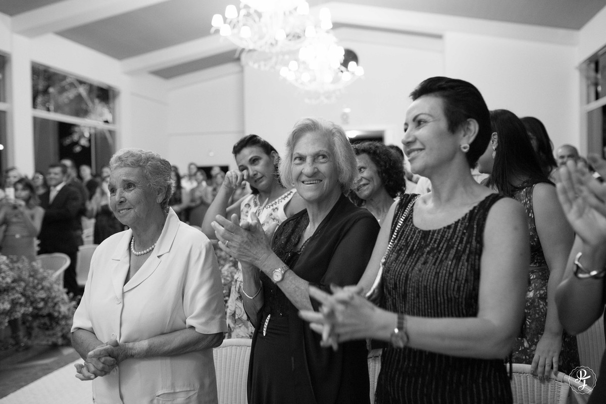 casamento-em-guaratingueta-sp-cerimonia-no-clube-dos-500-e-recepção-no-recanto-do-bosque-camila-e-sandro-fotografados-por-paula-freitas-fotografia