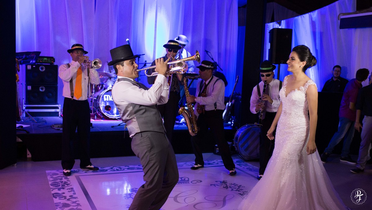 casamento-em-guaratingueta-sp-cerimonia-no-clube-dos-500-e-recepção-no-recanto-do-bosque-camila-e-sandro-fotografados-por-paula-freitas-fotografia