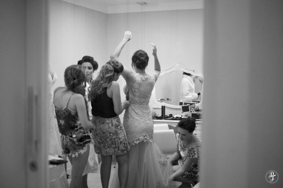 casamento-em-guaratingueta-sp-cerimonia-no-clube-dos-500-e-recepção-no-recanto-do-bosque-camila-e-sandro-fotografados-por-paula-freitas-fotografia