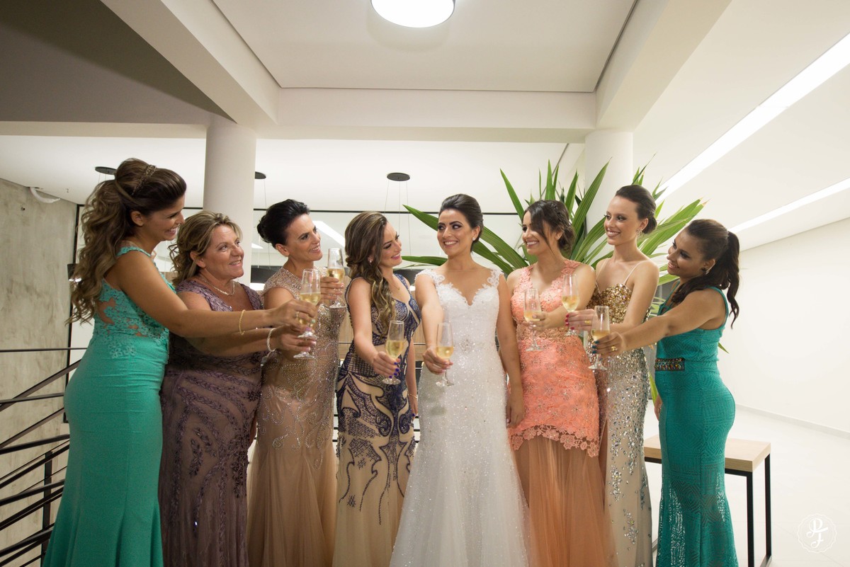 casamento-em-guaratingueta-sp-cerimonia-no-clube-dos-500-e-recepção-no-recanto-do-bosque-camila-e-sandro-fotografados-por-paula-freitas-fotografia