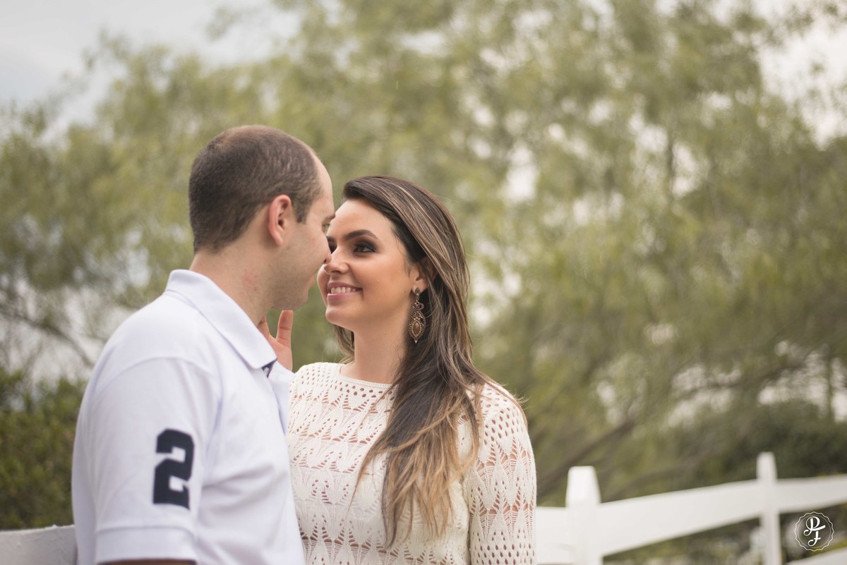 pre-wedding-de-raiane-e-daniel-feito-em-guaratingueta-sp-fotografados-por-paula-freitas-fotografia
