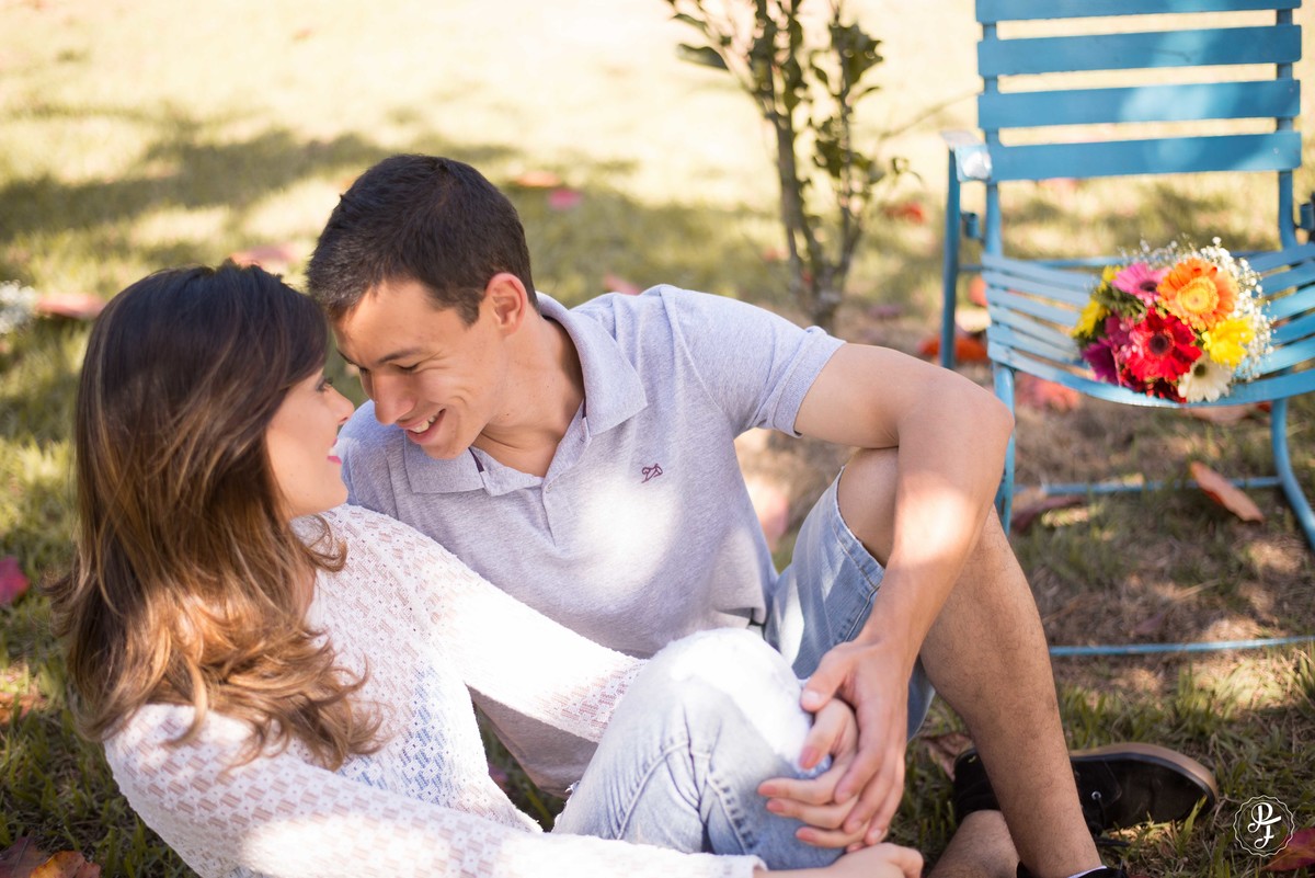 pre-wedding-de-fabiana-e-evandro-realizado-em-guaratingueta-sp-e-fotografado-por-paula-freitas-fotografia