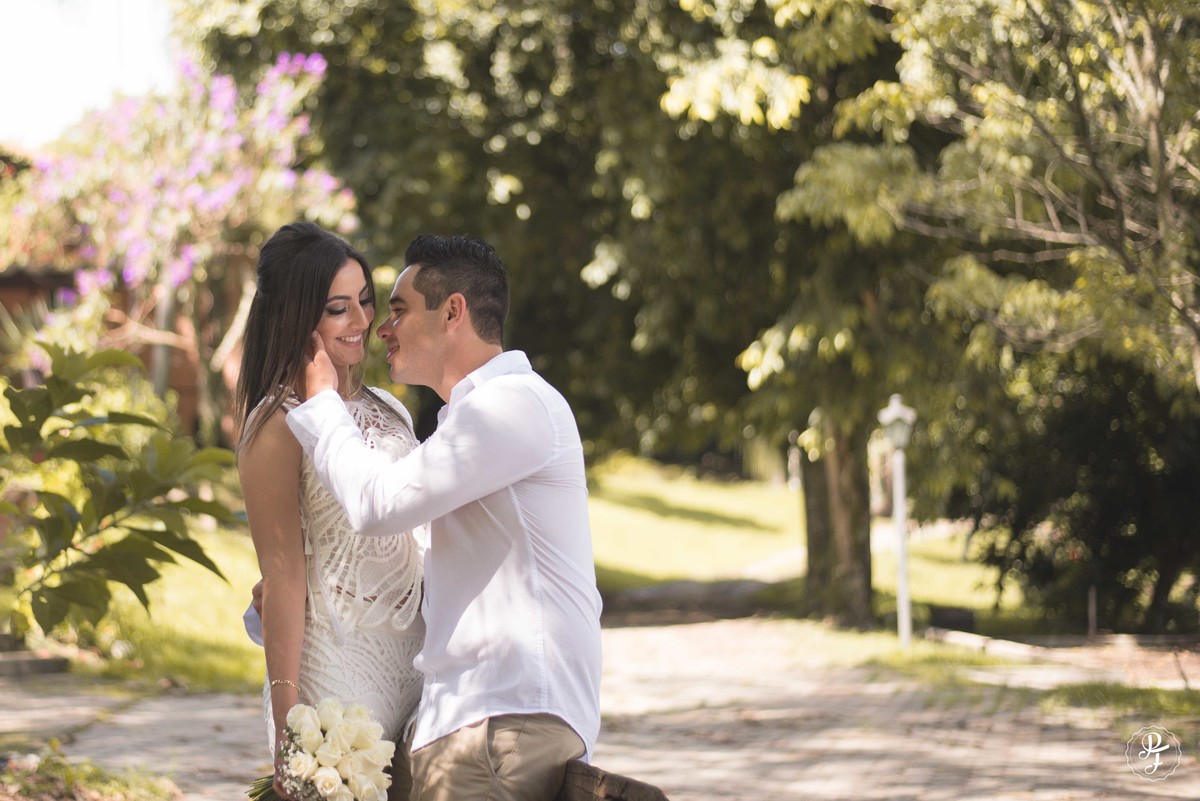 pre-wedding-da-camila-e-sandro-feito-no-clube-dos-500-em-guaratingueta-sp-fotogafado-por-paula-freitas-fotografia