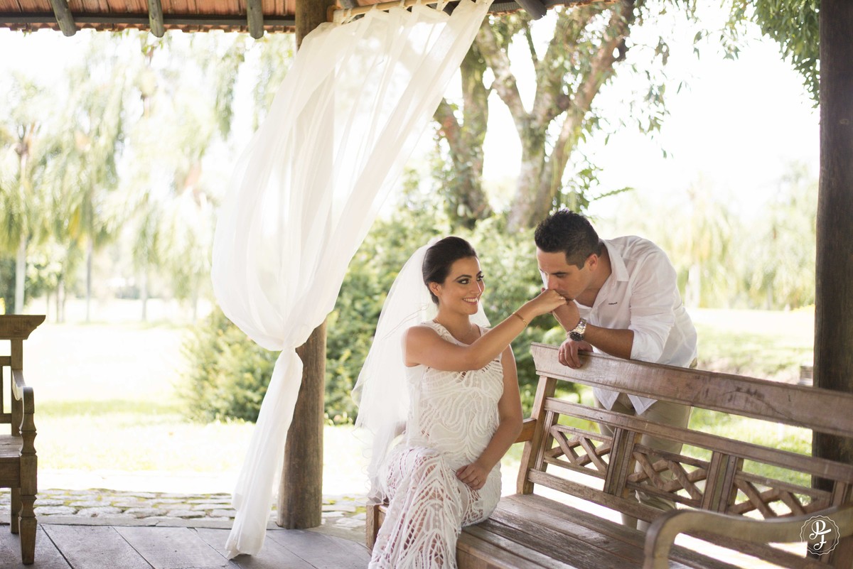 pre-wedding-da-camila-e-sandro-feito-no-clube-dos-500-em-guaratingueta-sp-fotogafado-por-paula-freitas-fotografia