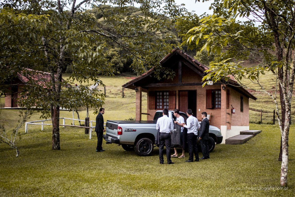 casamento no espaço colar de ouro em cunha sp fotografado por paula freitas fotografia