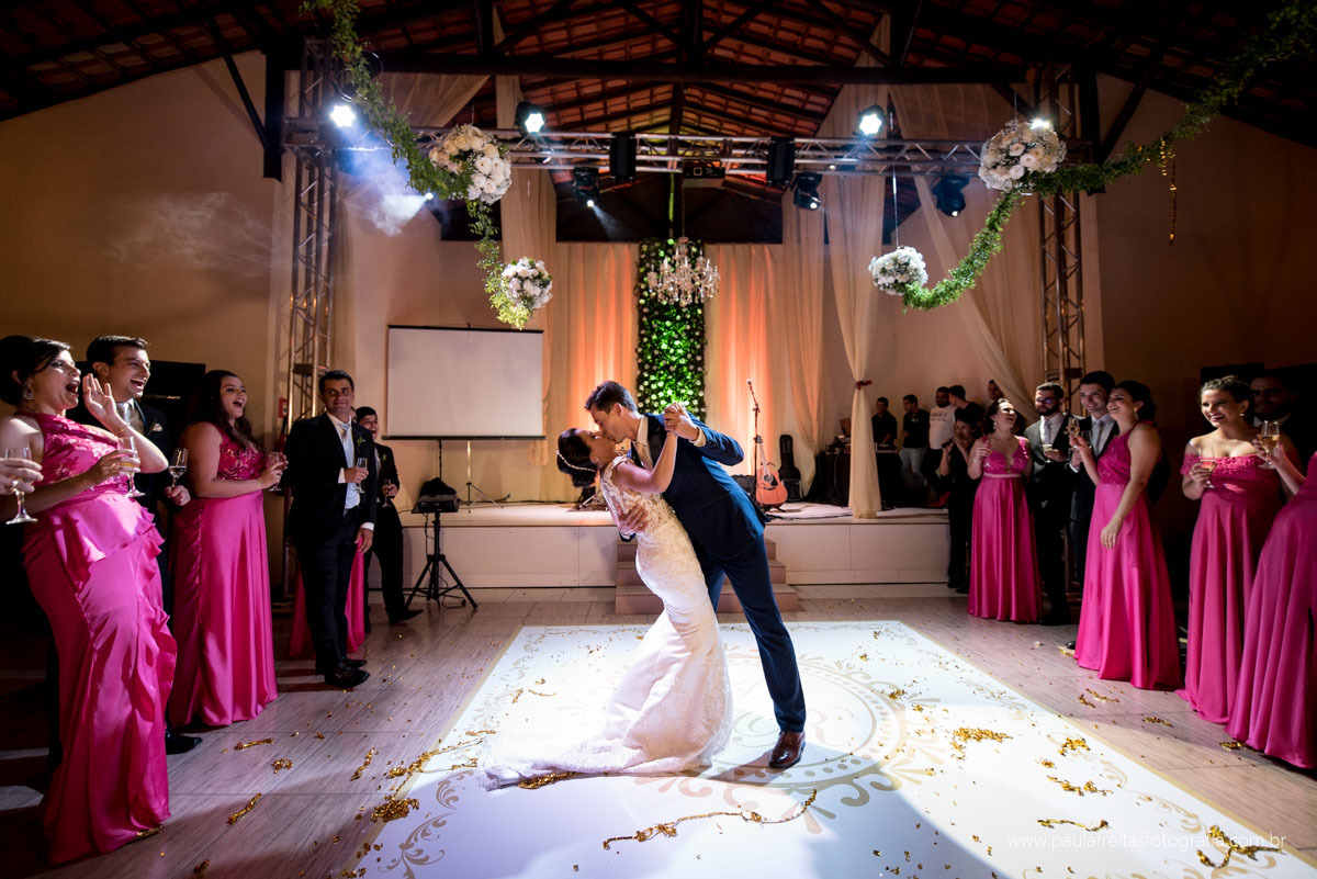 casamento no espaço colar de ouro em cunha sp fotografado por paula freitas fotografia
