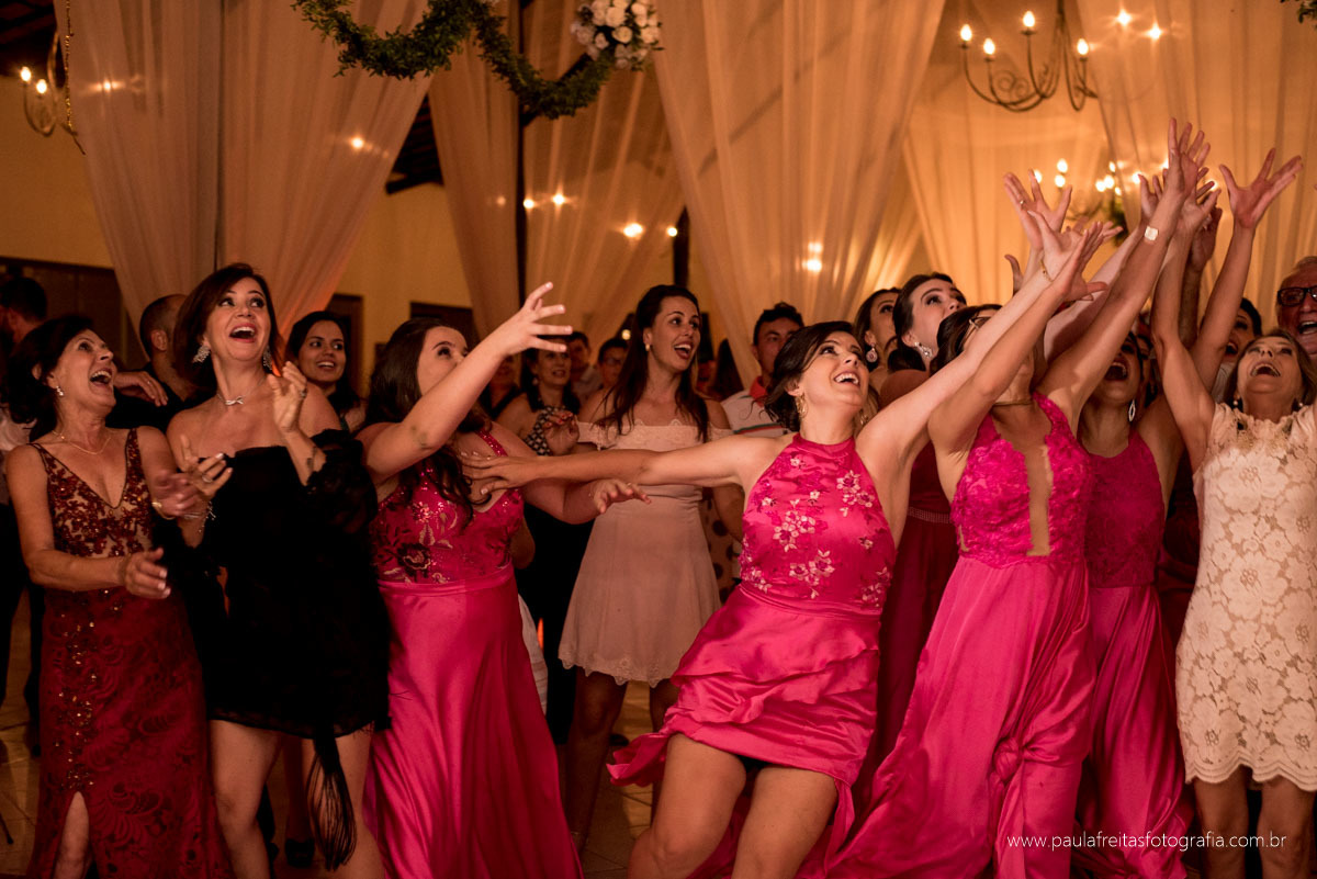 casamento no espaço colar de ouro em cunha sp fotografado por paula freitas fotografia