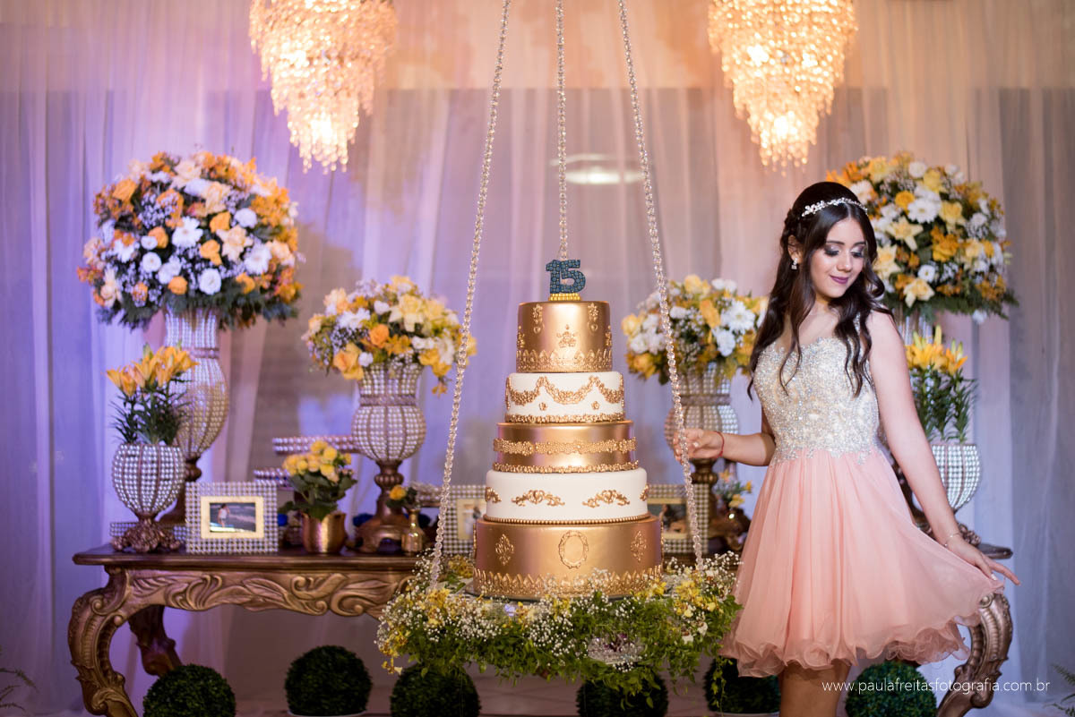 aniversario de 15 anos da luiza no spaço vip em guaratingueta fotografado por paula freitas fotografia