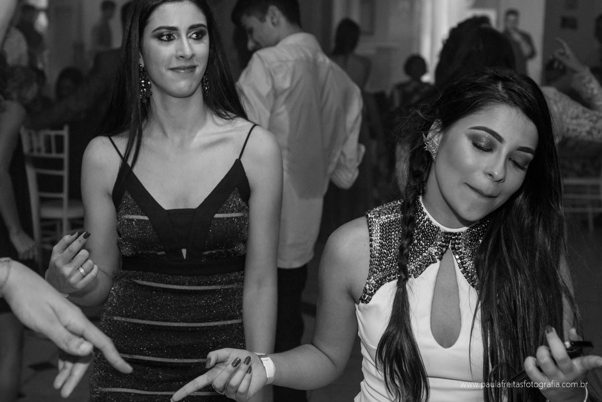 aniversario de 15 anos da luiza no spaço vip em guaratingueta fotografado por paula freitas fotografia