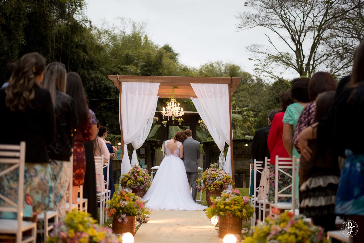 casamento-ana-carolina-e-fabricio-realizado-em-guaratingueta-sp-spaço-vip-fotografado-por-paula-freitas-fotografia