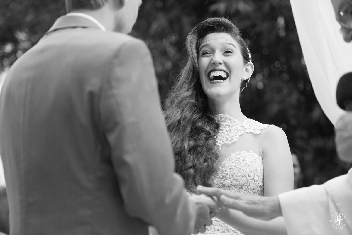 casamento-ana-carolina-e-fabricio-realizado-em-guaratingueta-sp-spaço-vip-fotografado-por-paula-freitas-fotografia