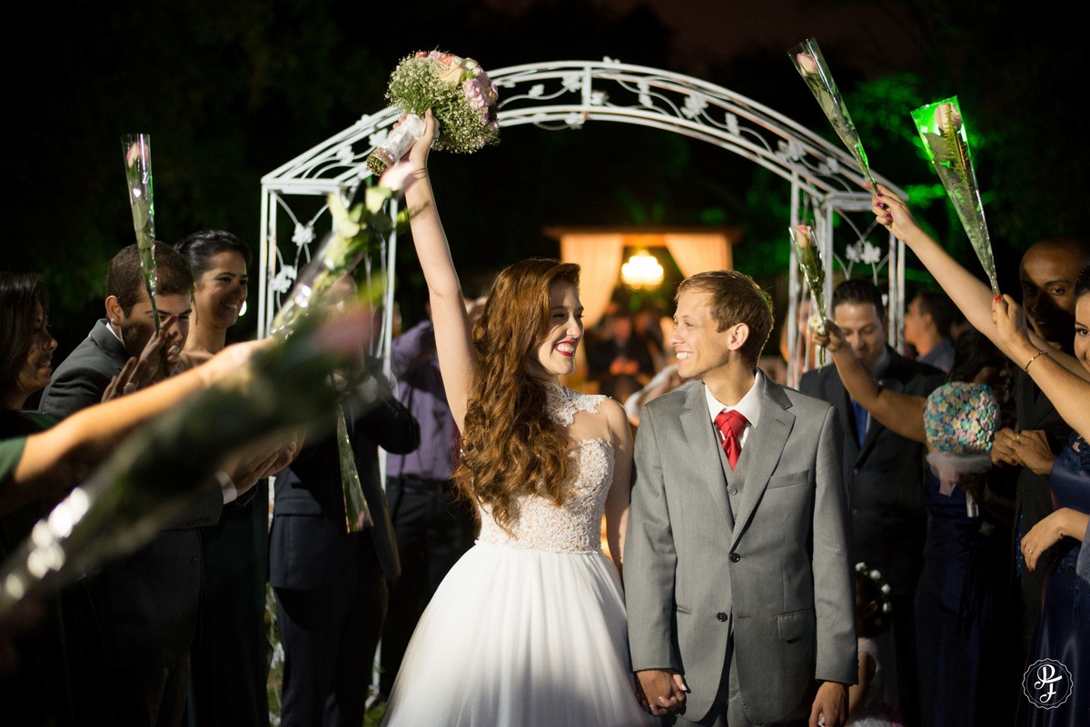 casamento-ana-carolina-e-fabricio-realizado-em-guaratingueta-sp-spaço-vip-fotografado-por-paula-freitas-fotografia