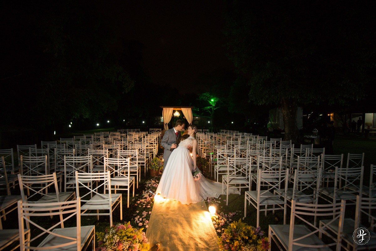 casamento-ana-carolina-e-fabricio-realizado-em-guaratingueta-sp-spaço-vip-fotografado-por-paula-freitas-fotografia