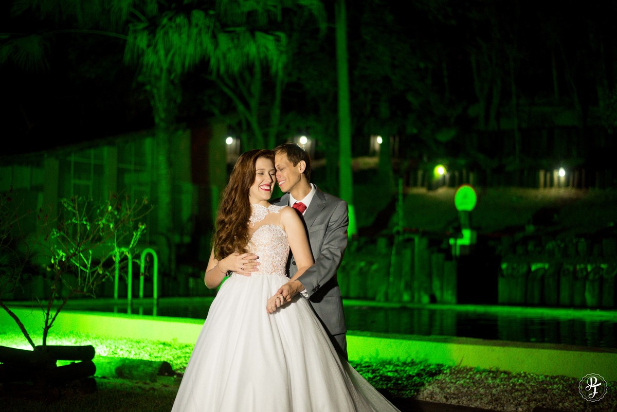 casamento-ana-carolina-e-fabricio-realizado-em-guaratingueta-sp-spaço-vip-fotografado-por-paula-freitas-fotografia