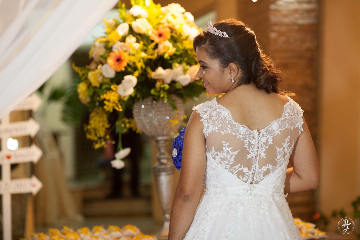 spaço-vip-guaratingueta-sp-casamento-natalye-e-benedito-fotografado-por-paula-freitas-fotografia